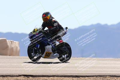 media/Dec-08-2024-CVMA (Sun) [[267e5a7075]]/Race 4-Amateur Supersport Middleweight/